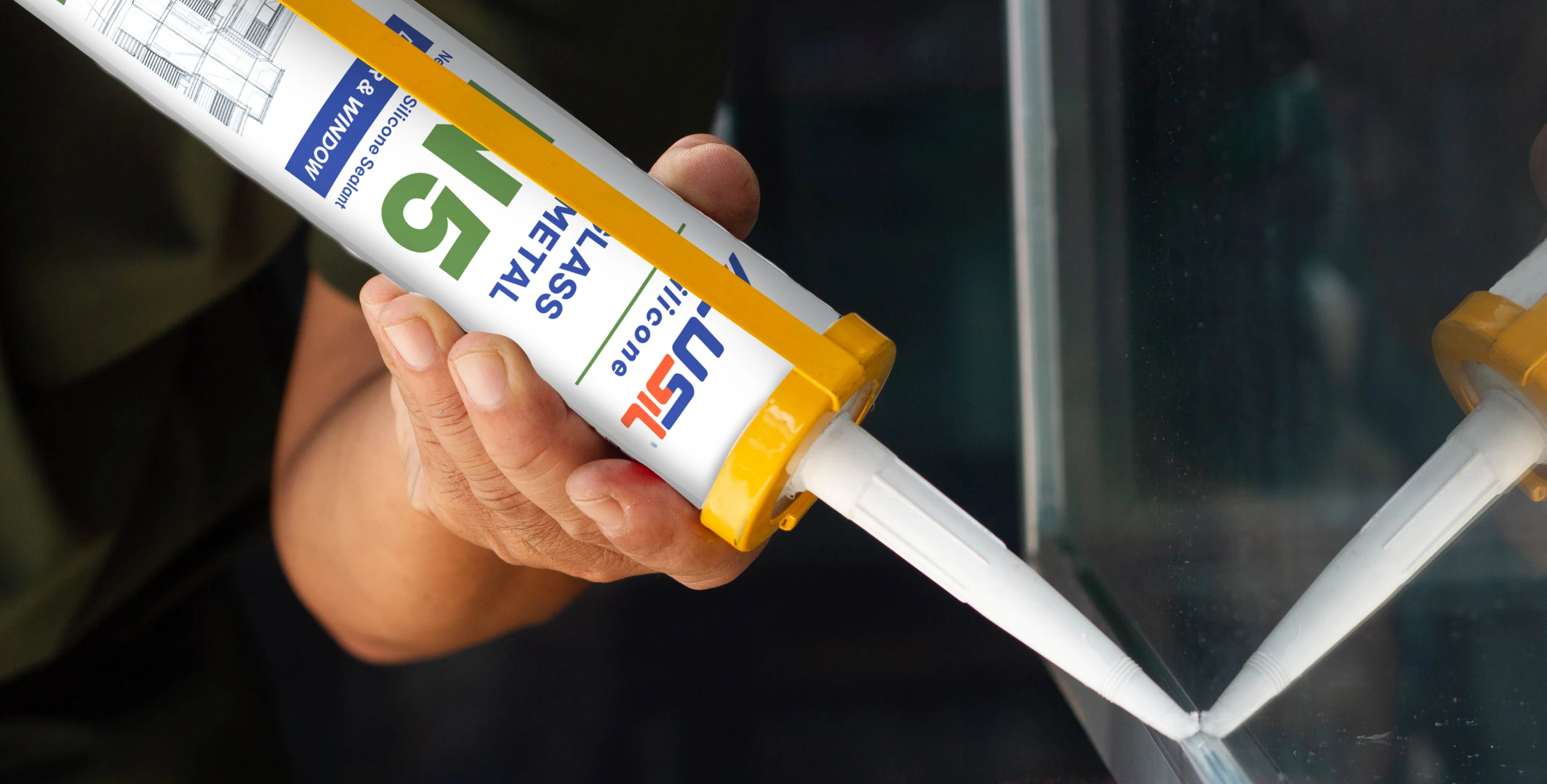 Trám và kết dính giữa kính và khung cửa